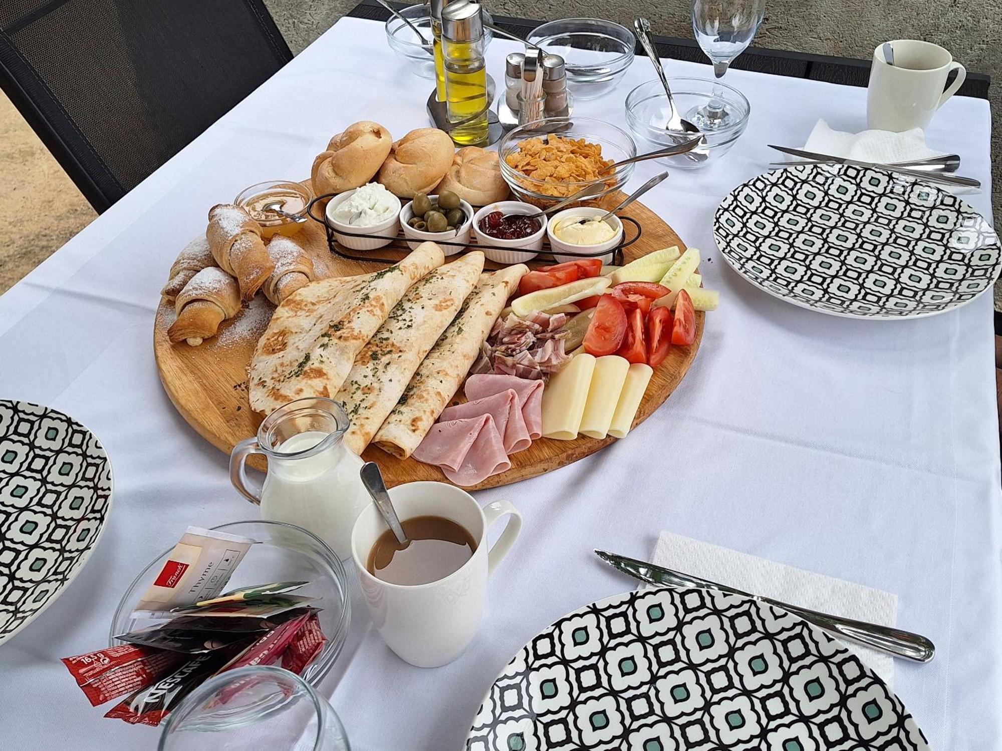 Mare Bed & Breakfast Vrlika Dış mekan fotoğraf